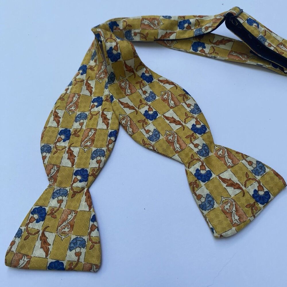 R Hanauer Silk Bow Tie  Floral Geometric   Adjustable Made in USA